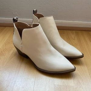 White / snakeskin booties (NWOT)
